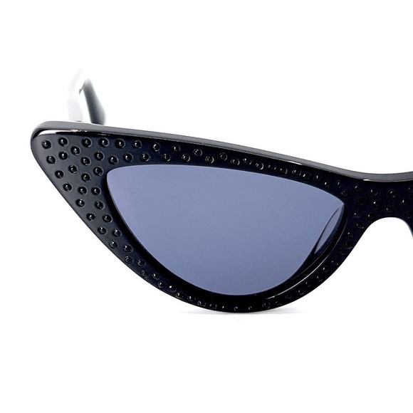 - NEW!!! GUESS Sunglasses GU7810 01A Authentic main image 10